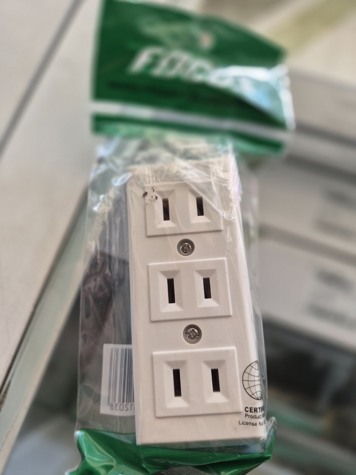 Focus Flat Surface Outlet 3Gang